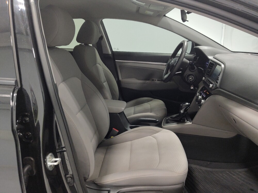 2020 Hyundai Elantra in Cincinnati, OH 45255 - 18127330 21