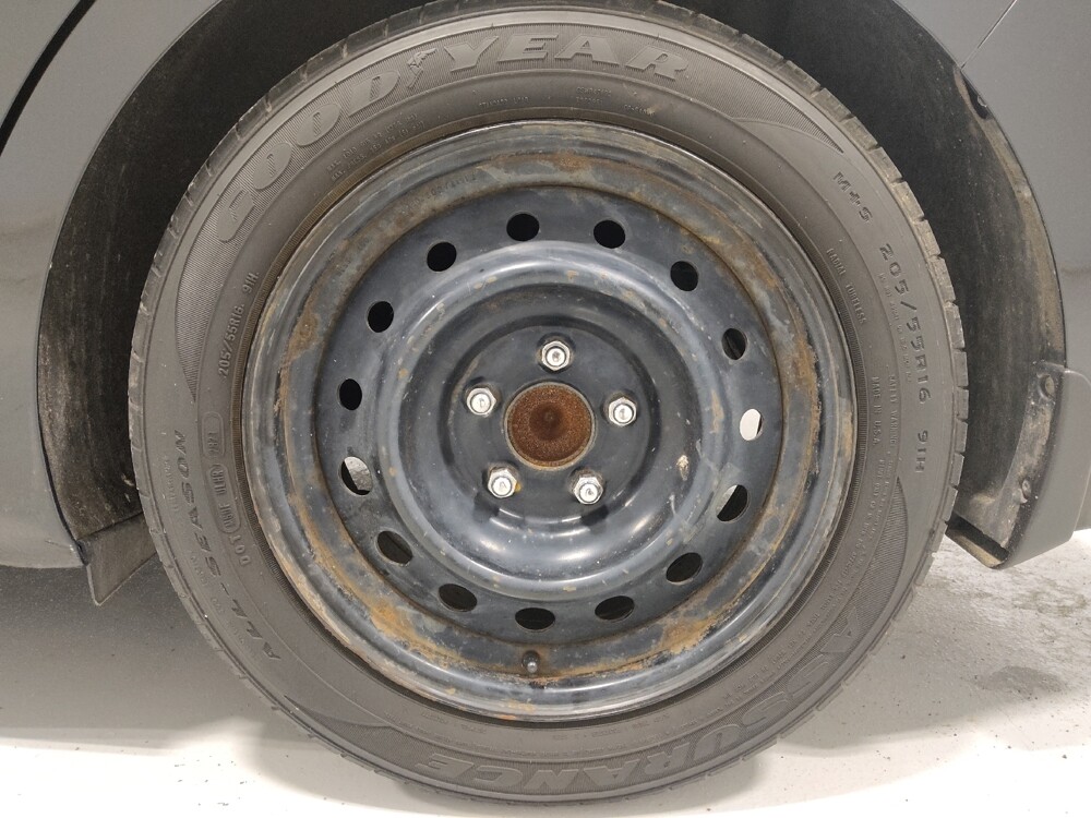 2020 Hyundai Elantra in Cincinnati, OH 45255 - 18127330 31