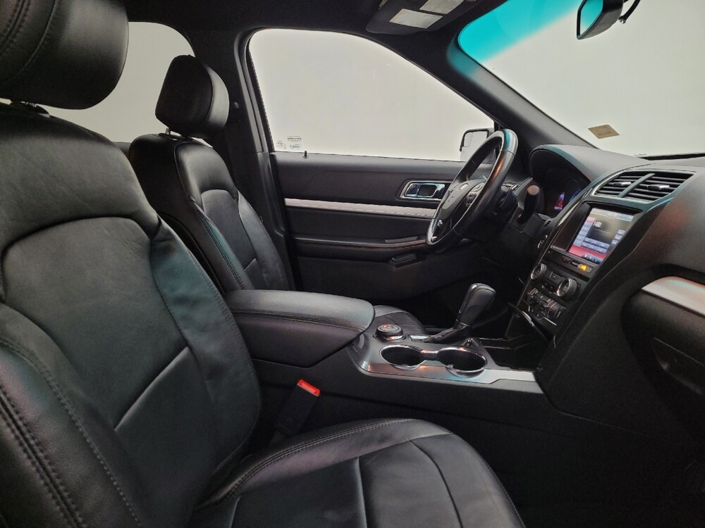 2016 Ford Explorer in Miamisburg, OH 45342 - 18127333 21