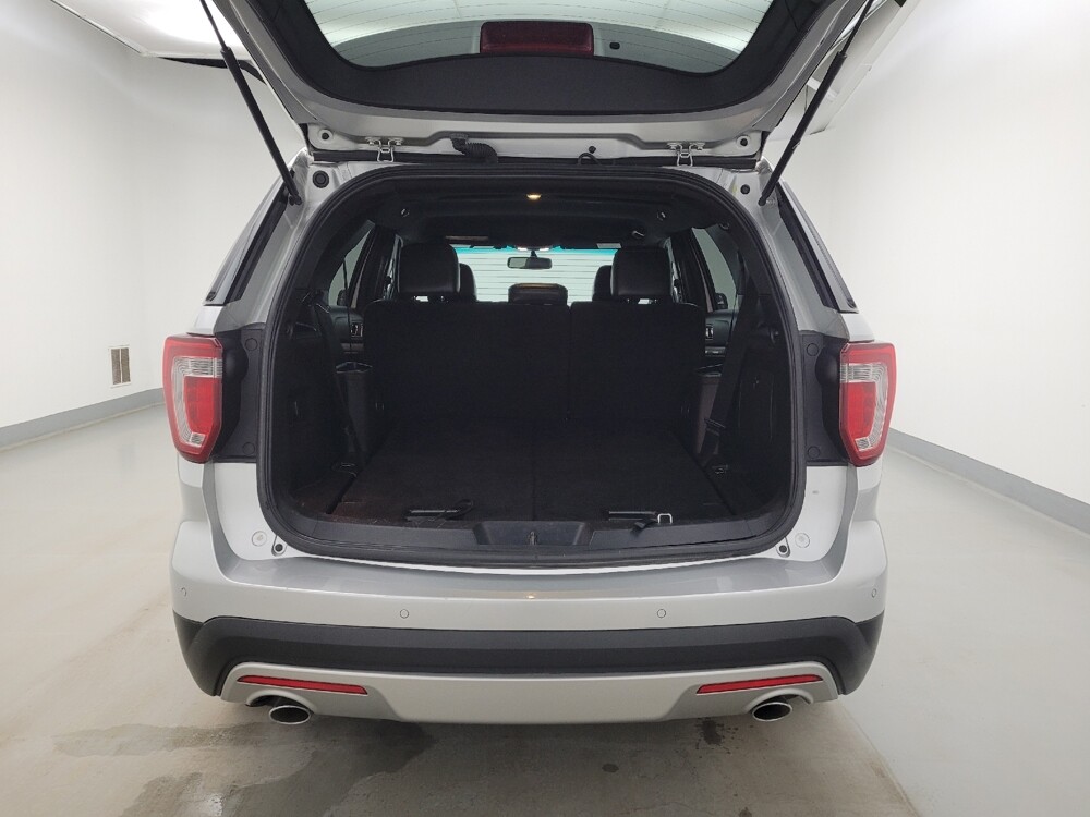 2016 Ford Explorer in Miamisburg, OH 45342 - 18127333 29