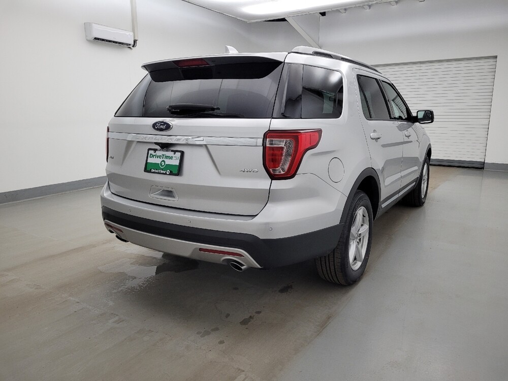 2016 Ford Explorer in Miamisburg, OH 45342 - 18127333 9