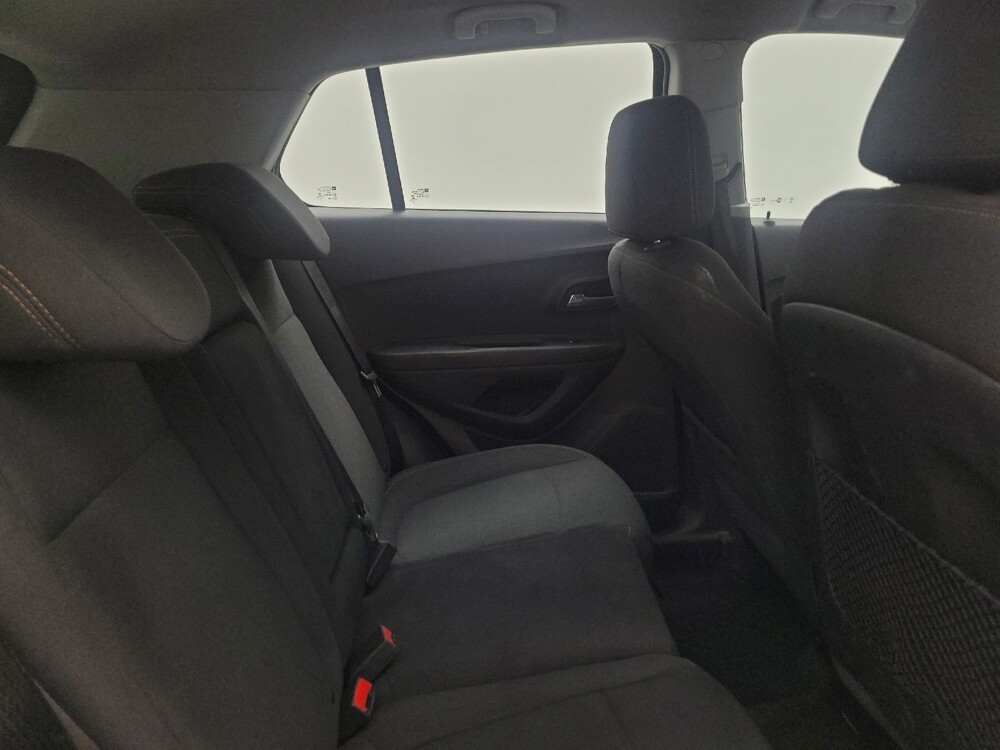 2017 Chevrolet Trax in Miamisburg, OH 45342 - 18127336 19