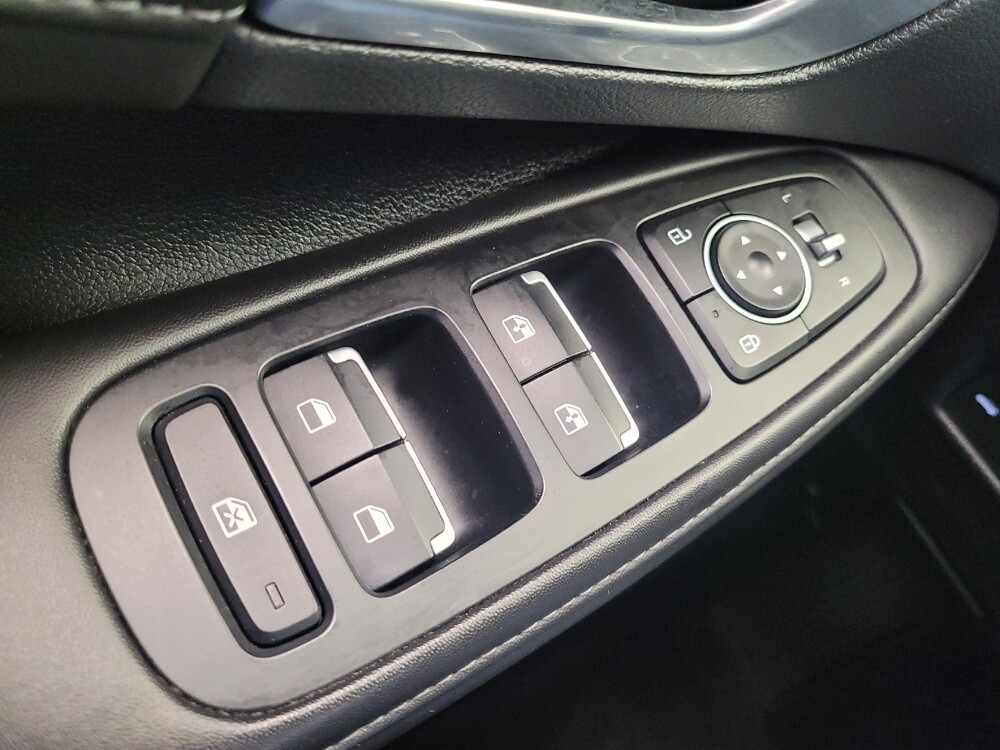 2022 Hyundai Sonata in Miamisburg, OH 45342 - 18127341 27