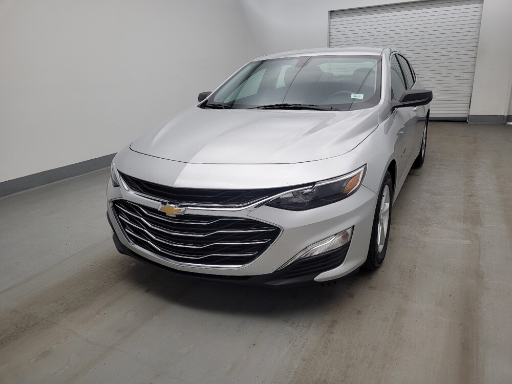 2020 Chevrolet Malibu in Columbus, OH 43228 - 18127342 15