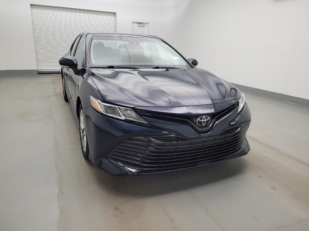 2018 Toyota Camry in Miamisburg, OH 45342 - 18127343 14