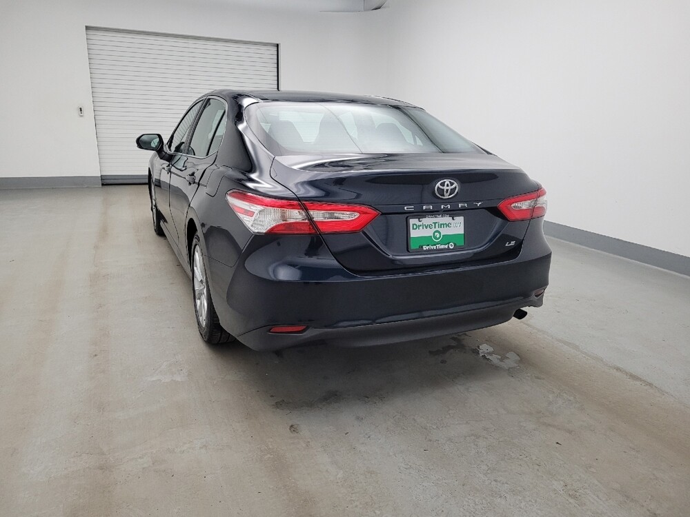 2018 Toyota Camry in Miamisburg, OH 45342 - 18127343 6