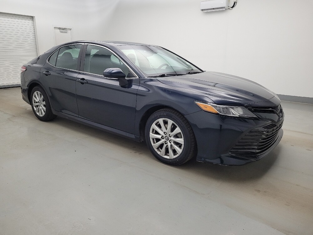 2018 Toyota Camry in Miamisburg, OH 45342 - 18127343 11