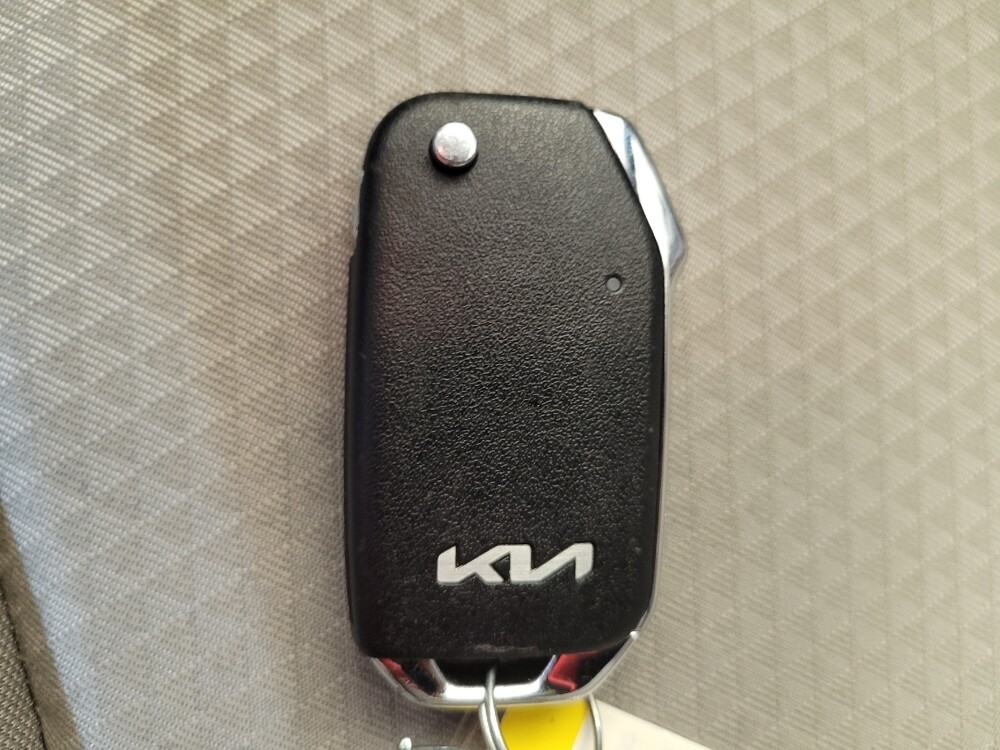 2025 Kia Soul in Columbus, OH 43228 - 18127347 32