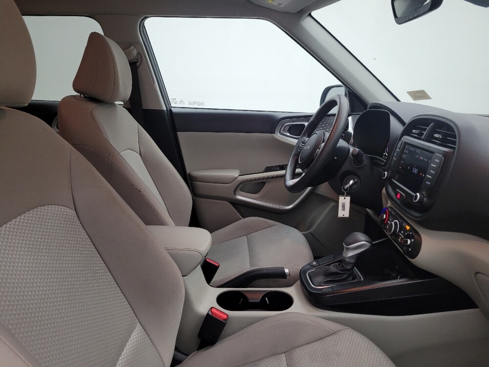 2025 Kia Soul in Columbus, OH 43228 - 18127347 21