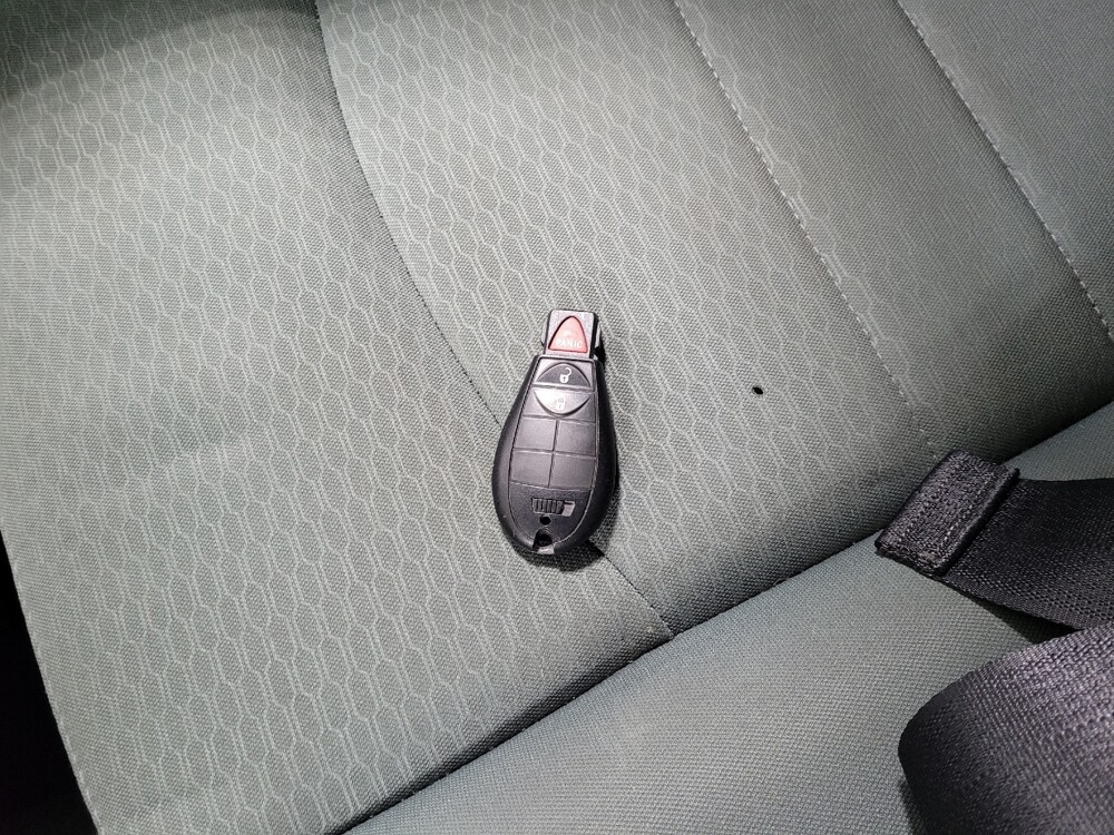 2014 RAM 1500 in Plymouth Meeting, PA 19462 - 18127352 32