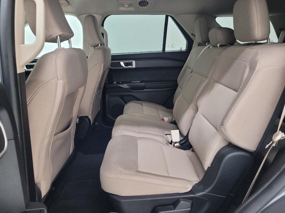 2021 Ford Explorer in St. Louis, MO 63125 - 18127357 18