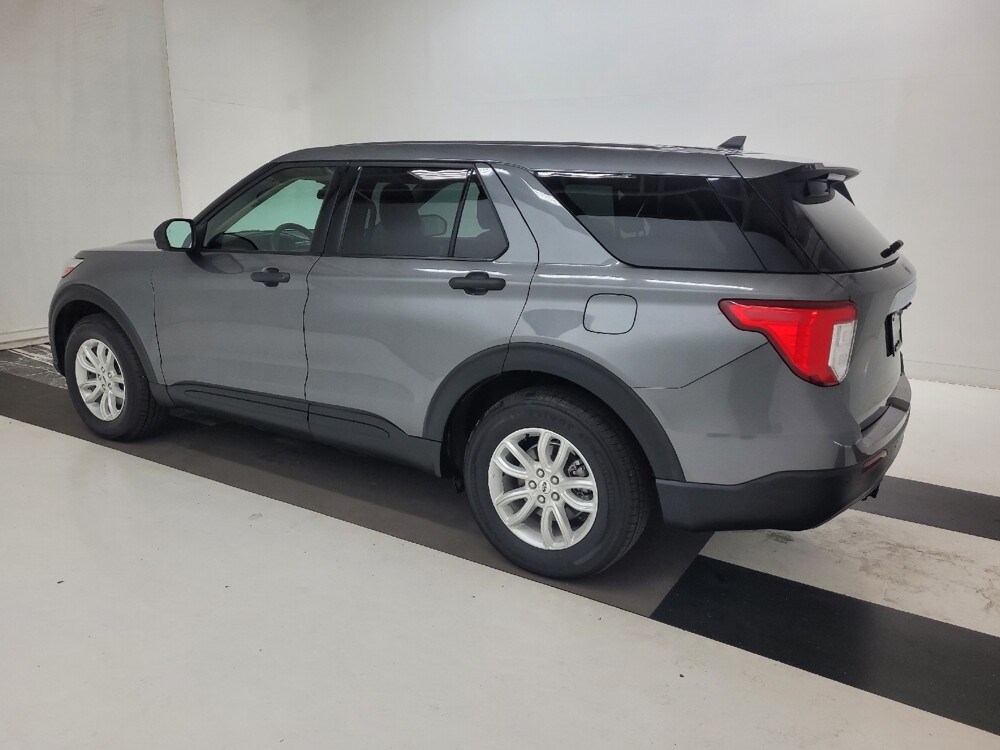 2021 Ford Explorer in St. Louis, MO 63125 - 18127357 3