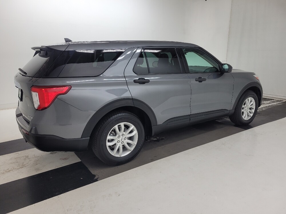 2021 Ford Explorer in St. Louis, MO 63125 - 18127357 10