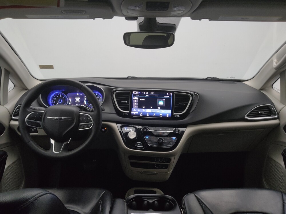 2022 Chrysler Pacifica in St. Louis, MO 63136 - 18127358 22