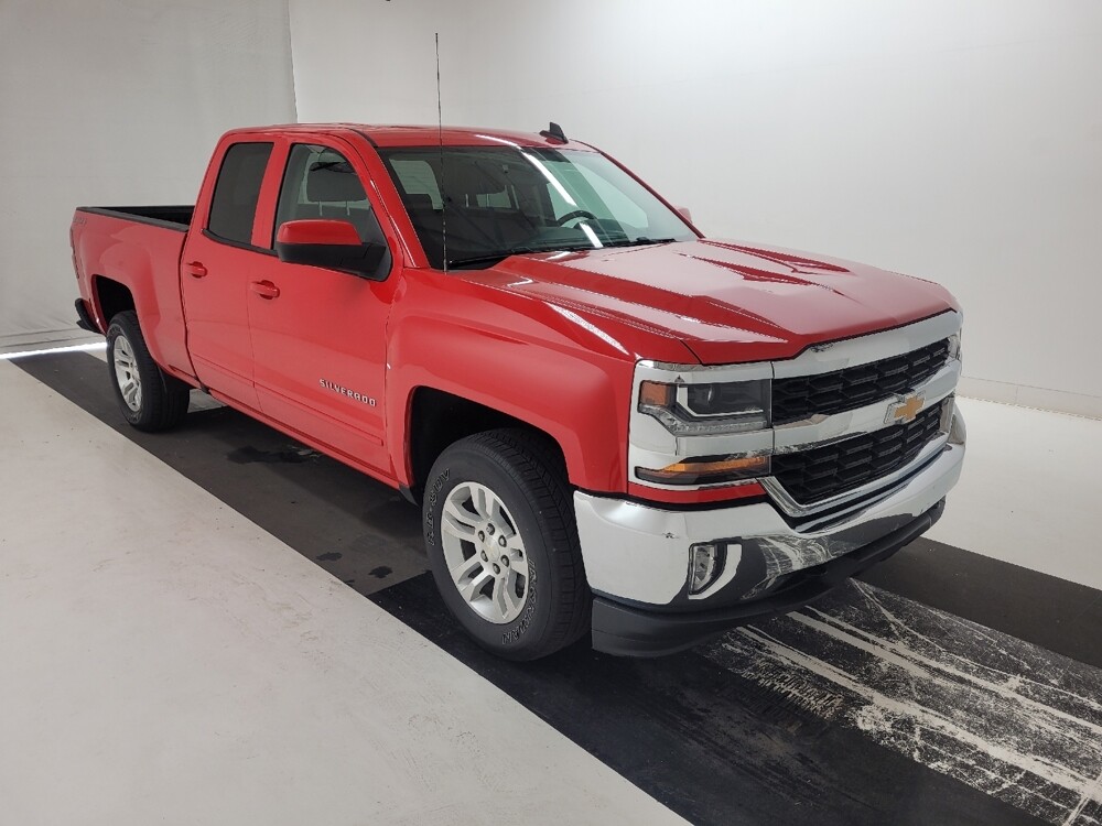 2019 Chevrolet Silverado 1500 in St. Louis, MO 63125 - 18127360 13