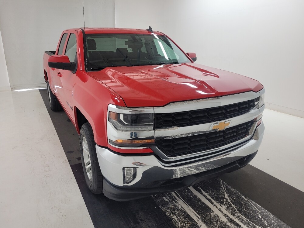 2019 Chevrolet Silverado 1500 in St. Louis, MO 63125 - 18127360 14