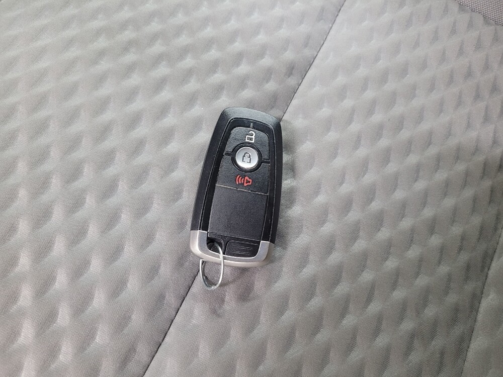 2020 Ford Escape in St. Louis, MO 63125 - 18127361 32