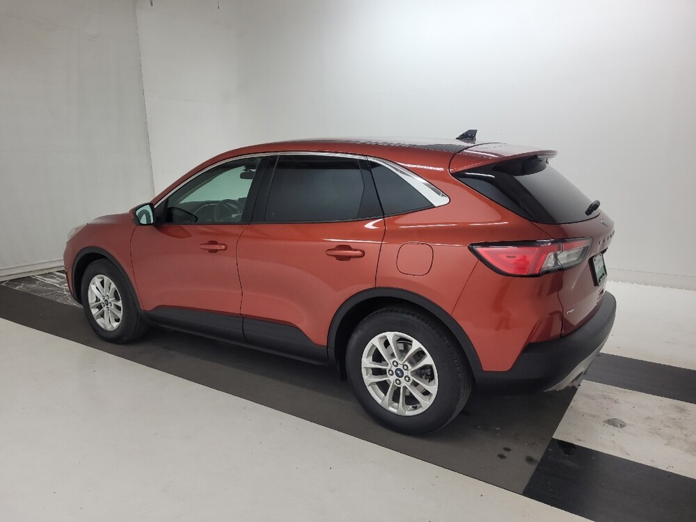 2020 Ford Escape in St. Louis, MO 63125 - 18127361 3