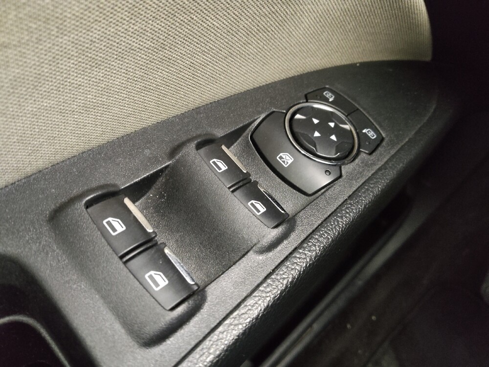 2018 Ford Fusion in Gladstone, MO 64118 - 18127363 27