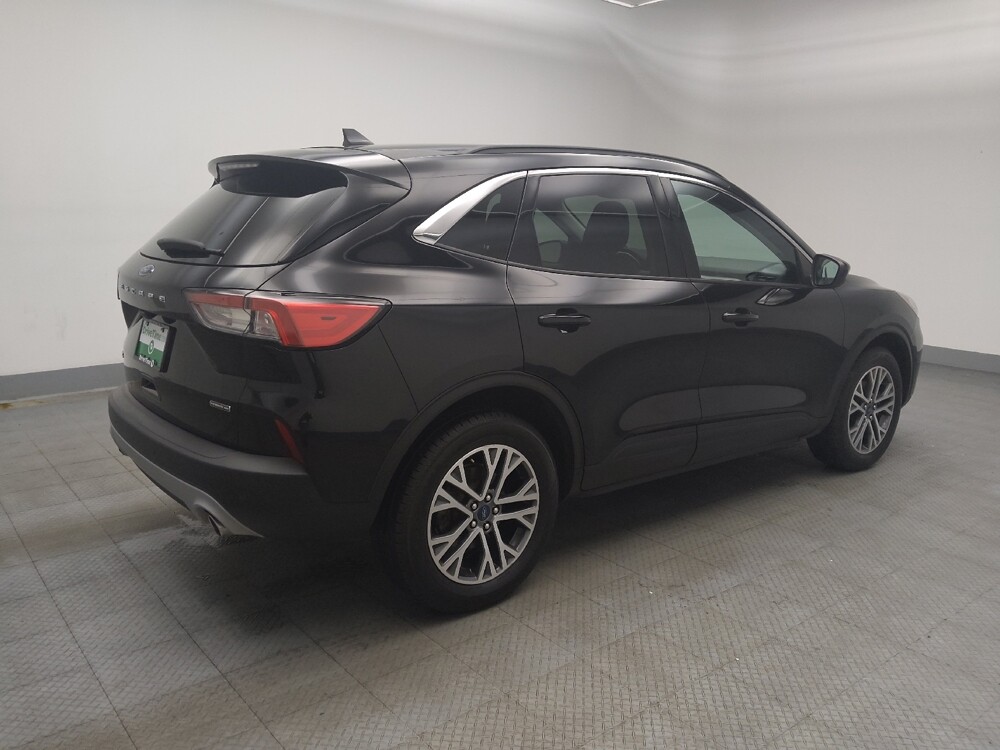 2021 Ford Escape in Lombard, IL 60148 - 18127370 10