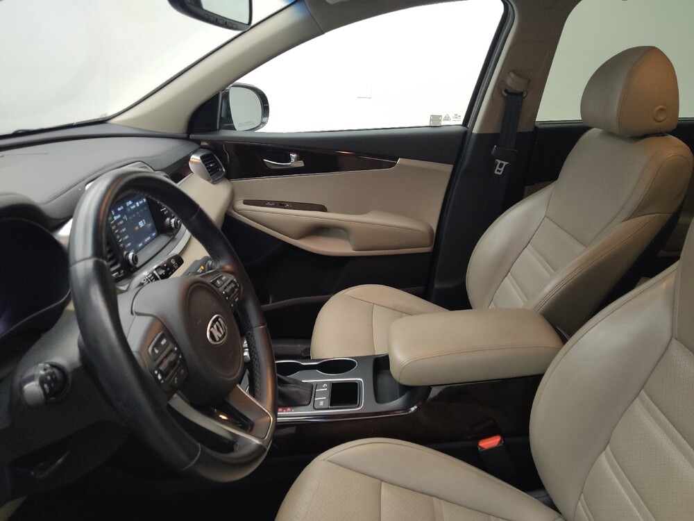 2018 Kia Sorento in Peoria, IL 61615 - 18127372 17