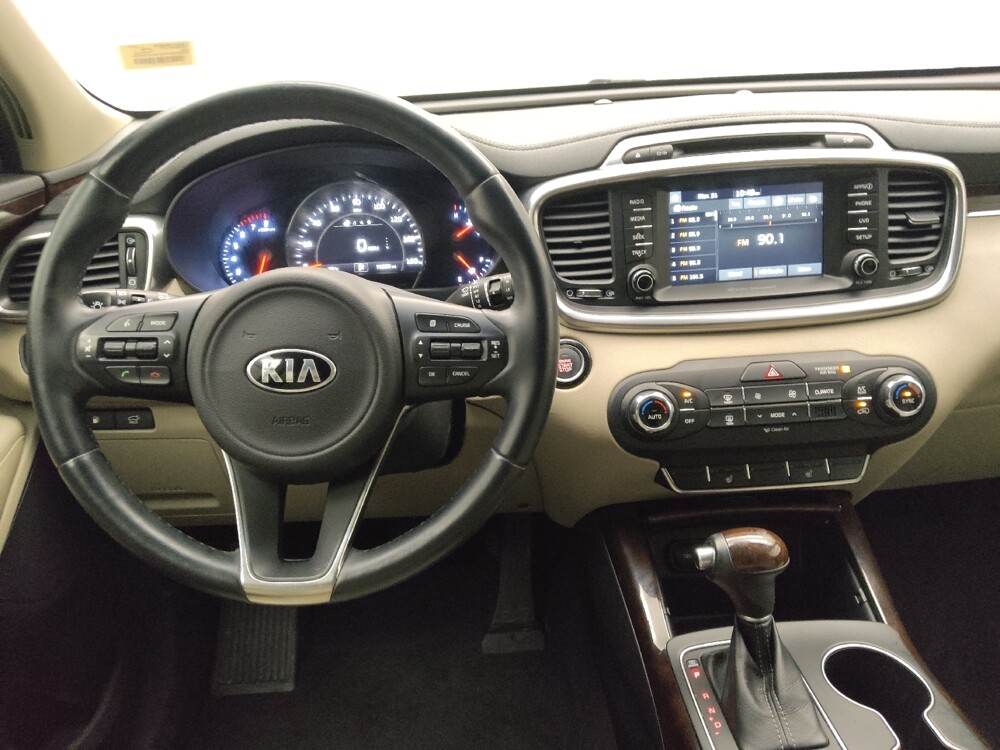 2018 Kia Sorento in Peoria, IL 61615 - 18127372 22