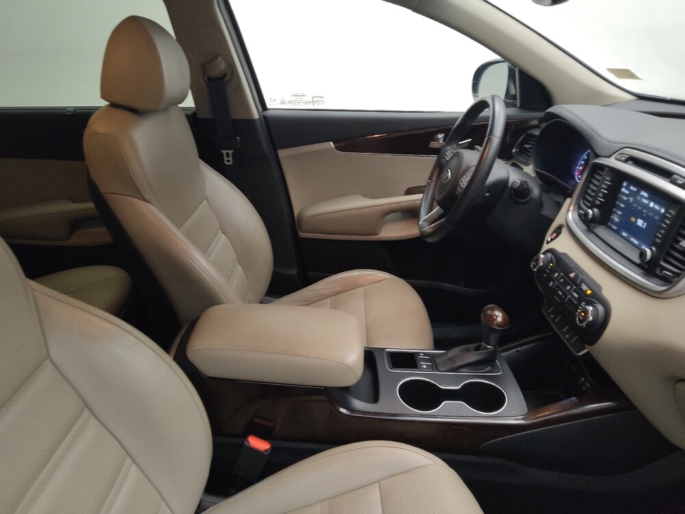 2018 Kia Sorento in Peoria, IL 61615 - 18127372 21