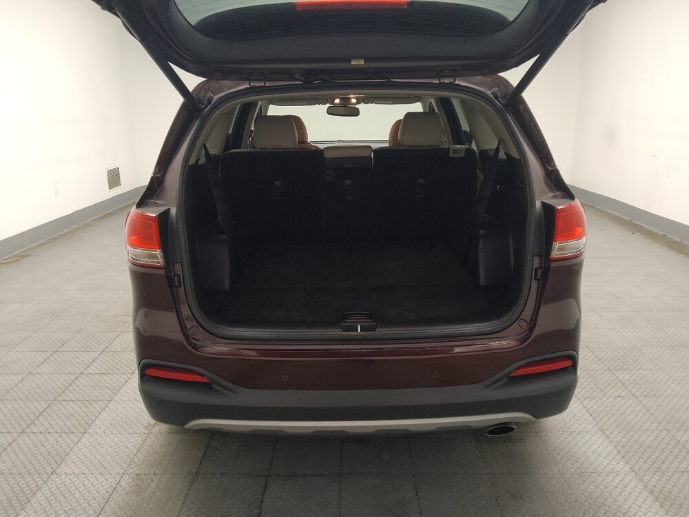 2018 Kia Sorento in Peoria, IL 61615 - 18127372 29