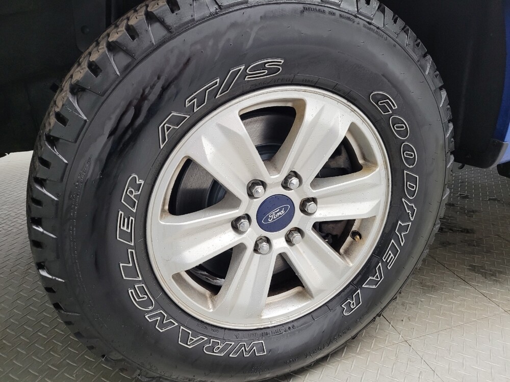 2016 Ford F150 in Grand Rapids, MI 49508 - 18127379 31