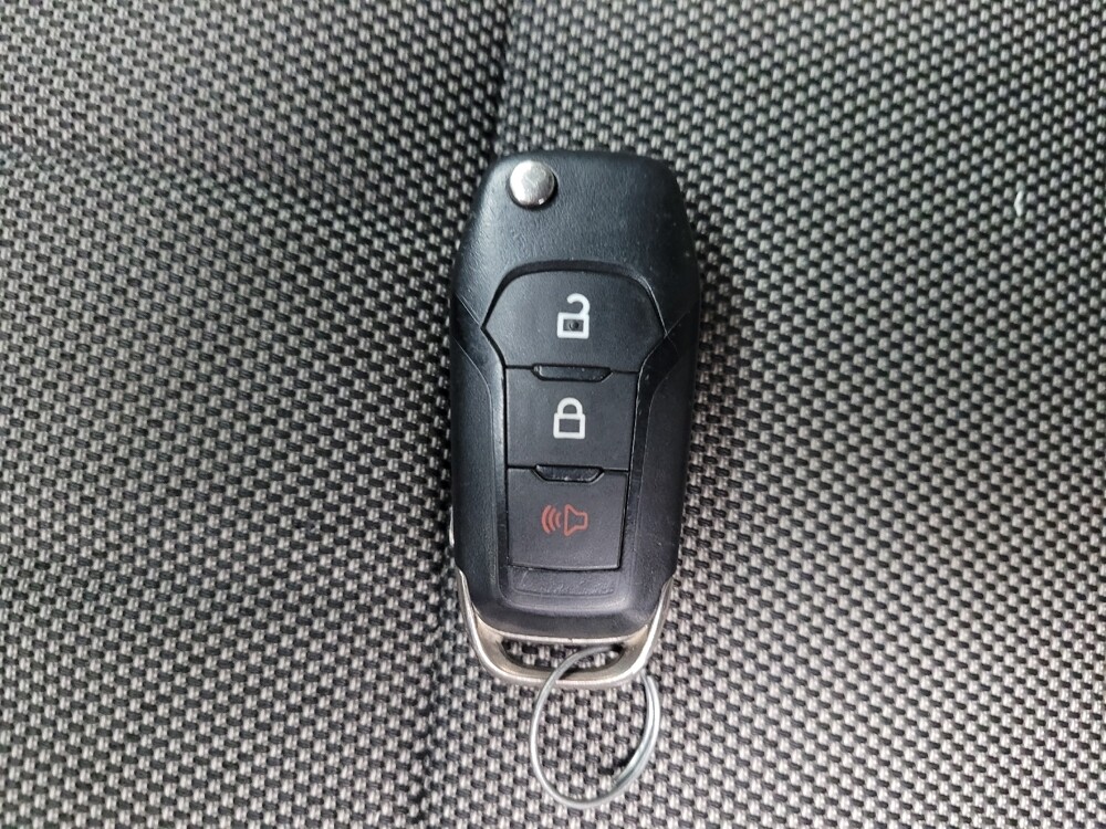 2016 Ford F150 in Grand Rapids, MI 49508 - 18127379 32