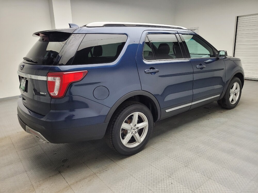 2017 Ford Explorer in Eastpointe, MI 48021 - 18127382 10