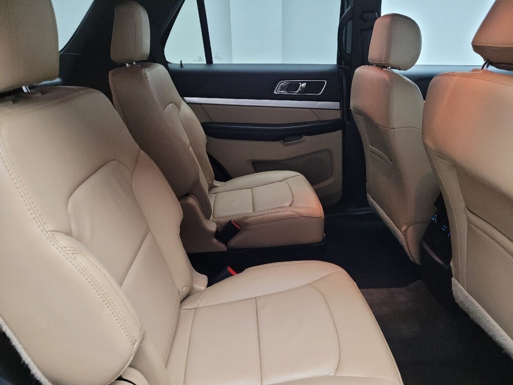 2017 Ford Explorer in Eastpointe, MI 48021 - 18127382 19