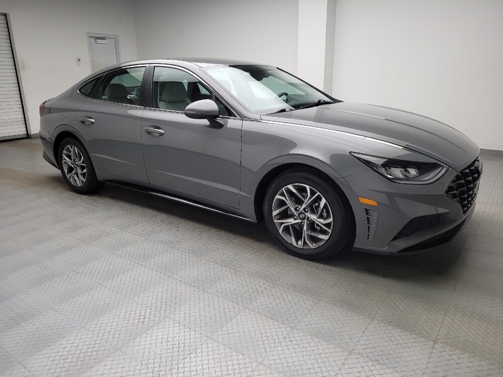 2023 Hyundai Sonata in Grand Rapids, MI 49508 - 18127383 11