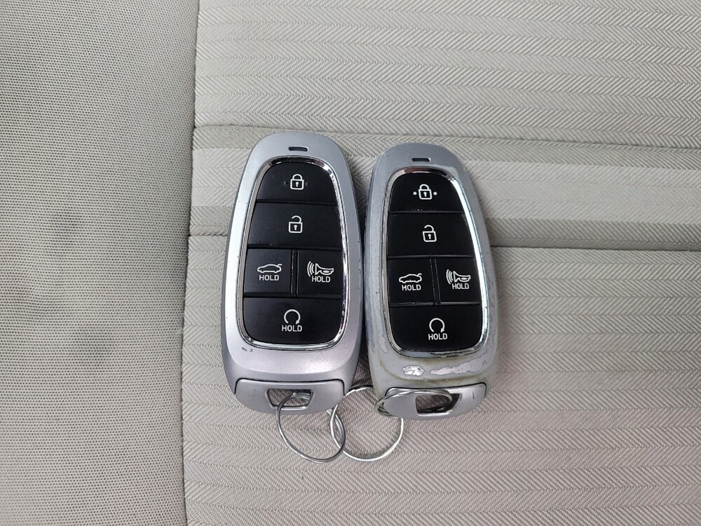 2023 Hyundai Sonata in Grand Rapids, MI 49508 - 18127383 32