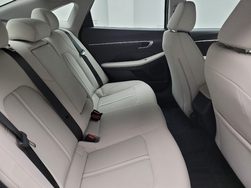 2023 Hyundai Sonata in Grand Rapids, MI 49508 - 18127383 19