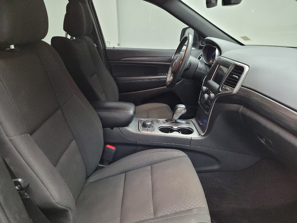 2019 Jeep Grand Cherokee in Grand Rapids, MI 49508 - 18127384 21