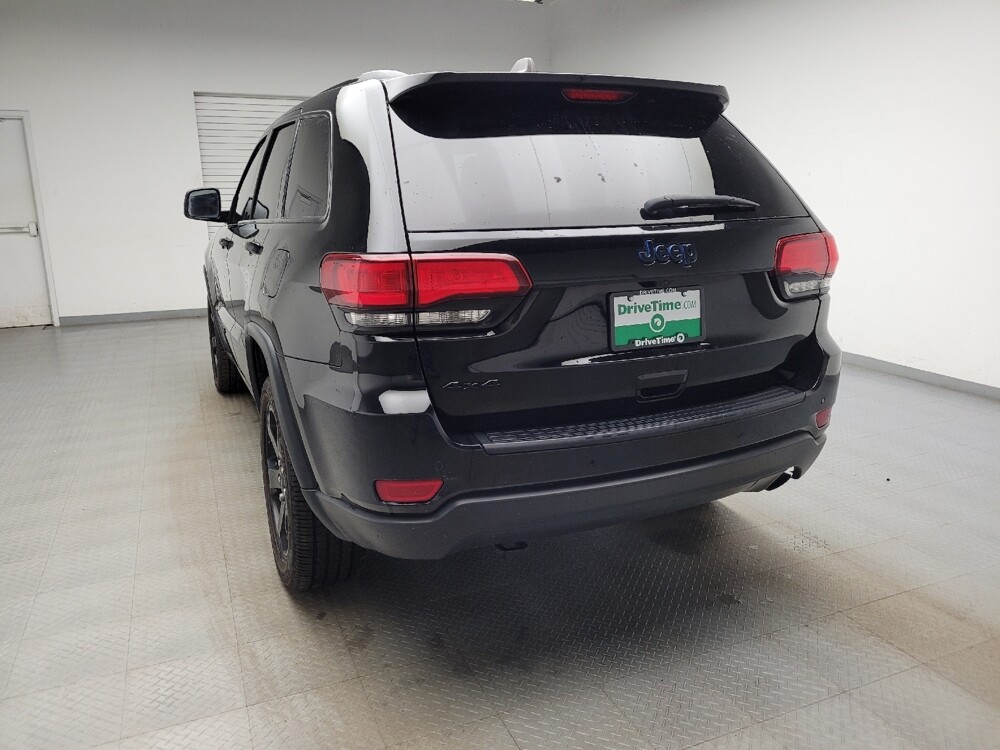 2019 Jeep Grand Cherokee in Grand Rapids, MI 49508 - 18127384 6