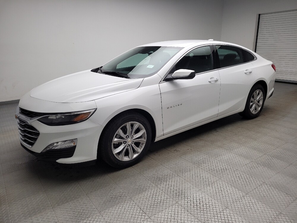 2025 Chevrolet Malibu in Eastpointe, MI 48021 - 18127385 2