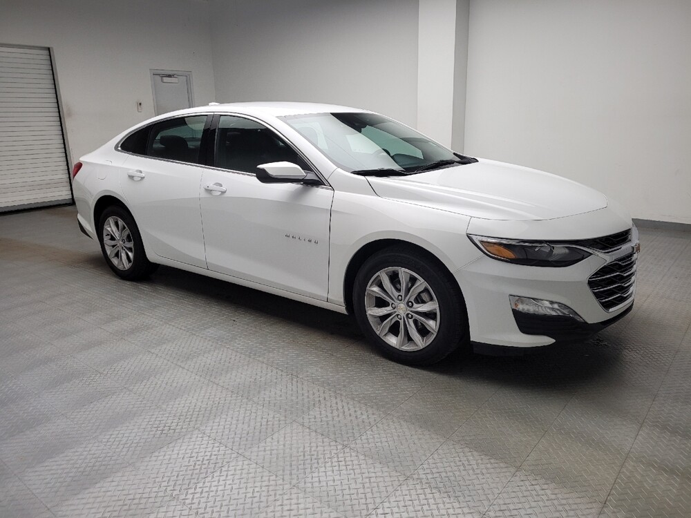 2025 Chevrolet Malibu in Eastpointe, MI 48021 - 18127385 11
