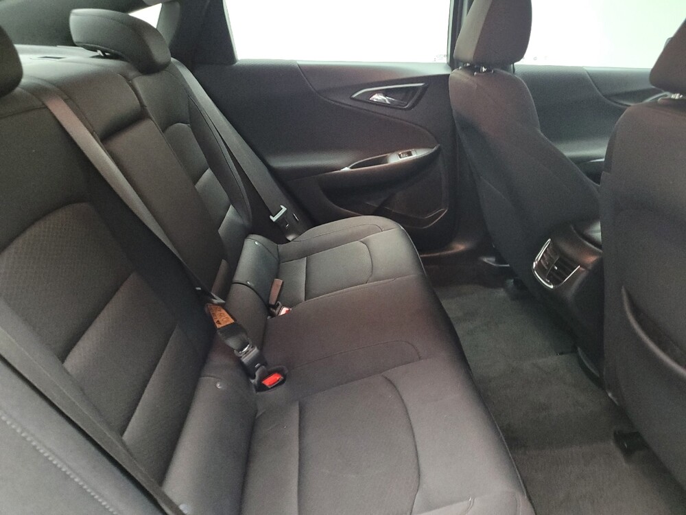 2025 Chevrolet Malibu in Eastpointe, MI 48021 - 18127385 19