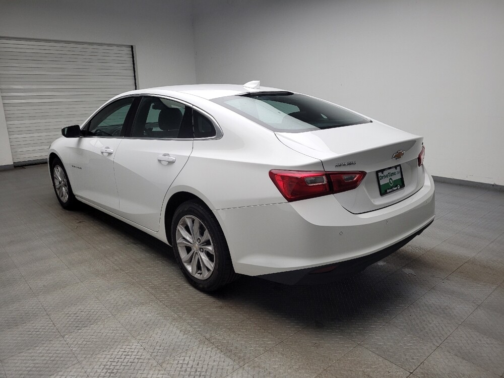 2025 Chevrolet Malibu in Eastpointe, MI 48021 - 18127385 5