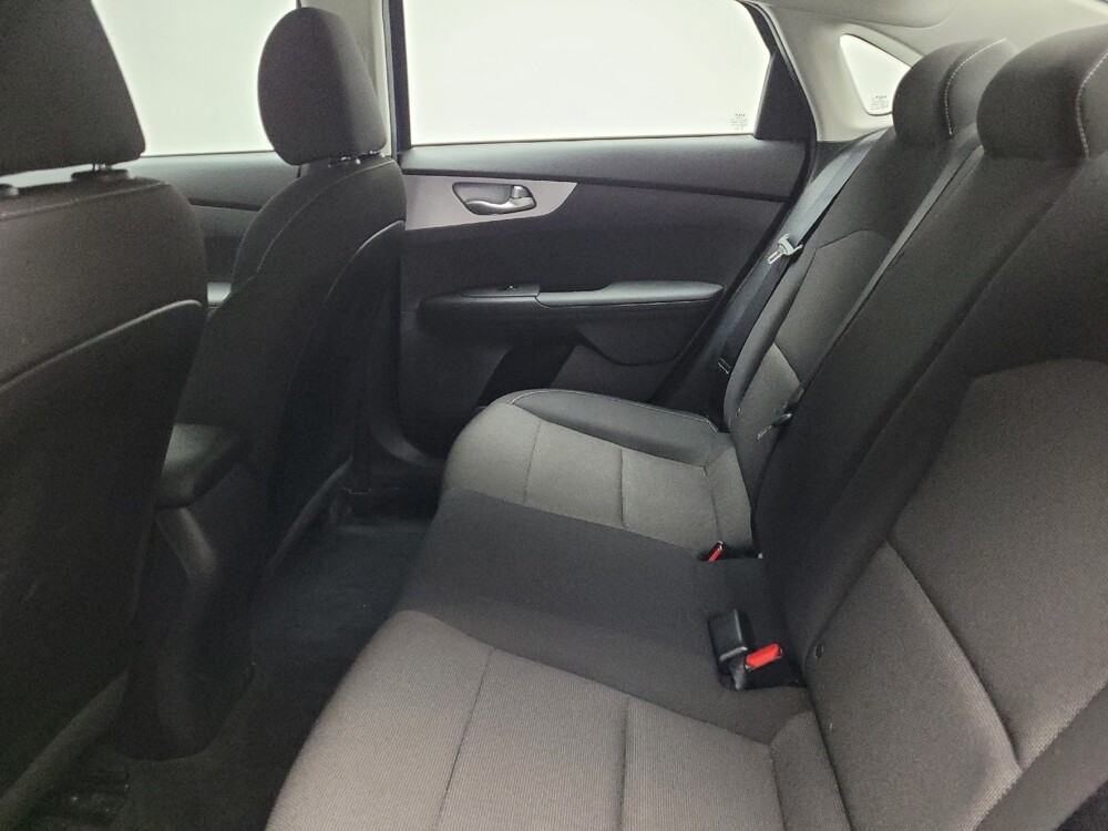 2023 Kia Forte in Eastpointe, MI 48021 - 18127386 18