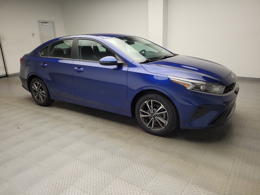 2023 Kia Forte in Eastpointe, MI 48021 - 18127386 11