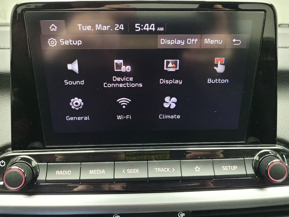 2023 Kia Forte in Eastpointe, MI 48021 - 18127386 25