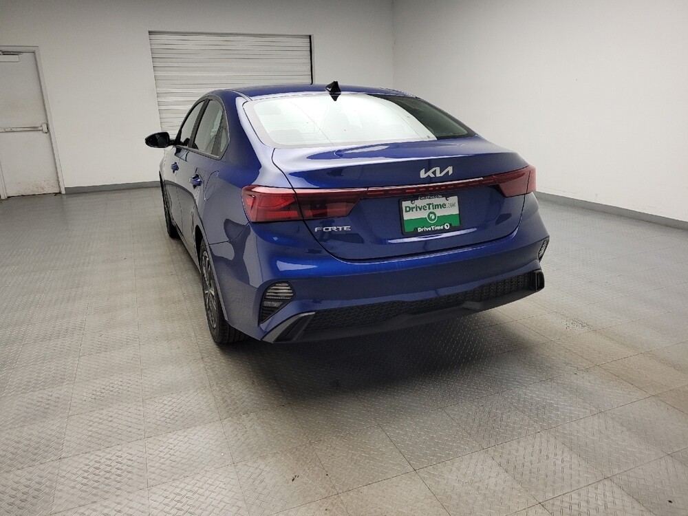 2023 Kia Forte in Eastpointe, MI 48021 - 18127386 6