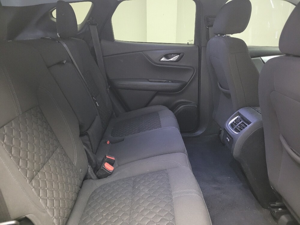 2020 Chevrolet Blazer in Eastpointe, MI 48021 - 18127388 19