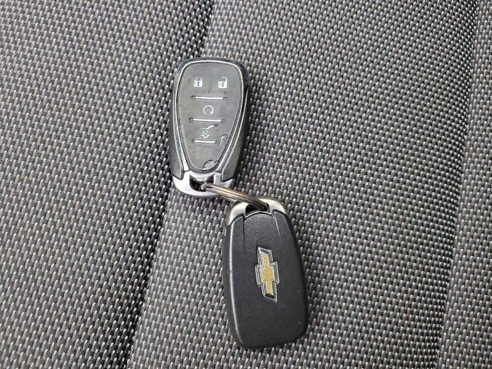 2019 Chevrolet Traverse in Taylor, MI 48180 - 18127392 32