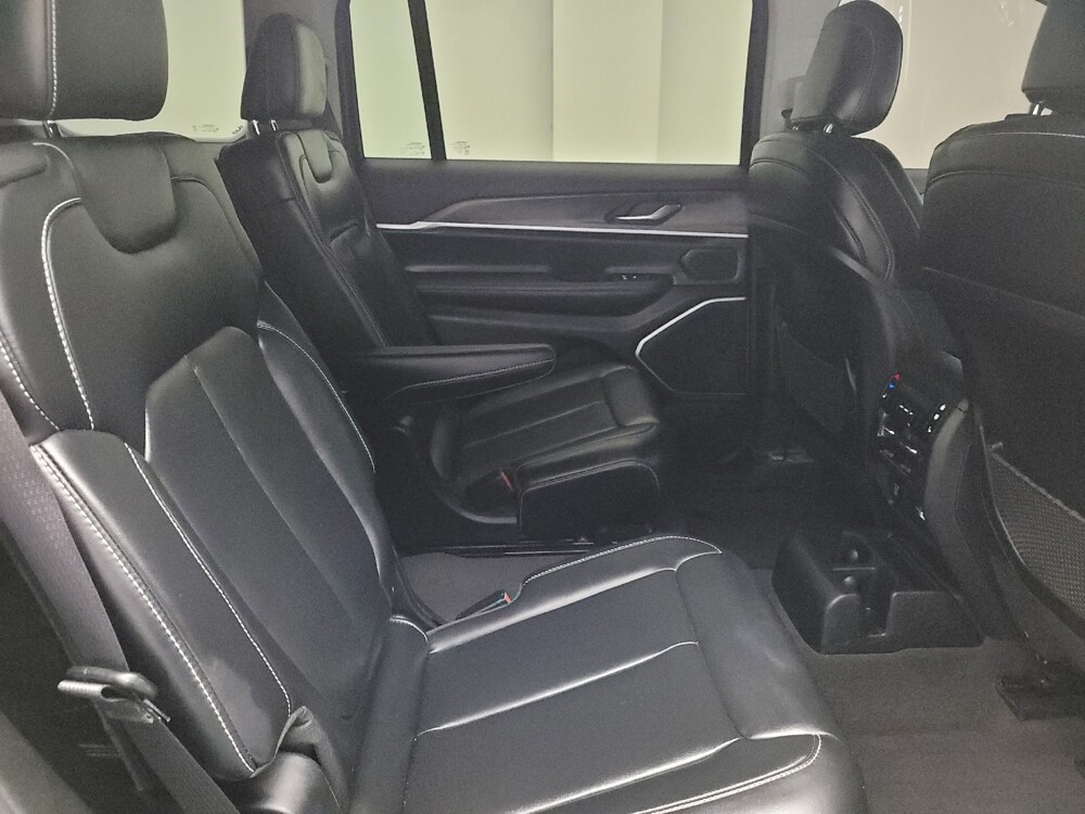 2021 Jeep Grand Cherokee L in Eastpointe, MI 48021 - 18127393 19