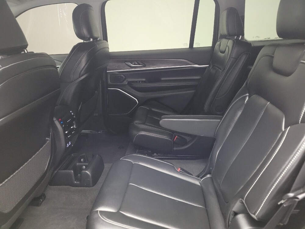 2021 Jeep Grand Cherokee L in Eastpointe, MI 48021 - 18127393 18