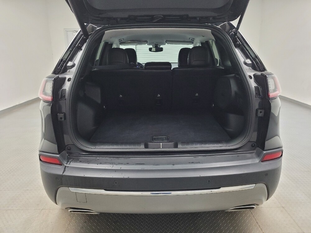 2019 Jeep Cherokee in Eastpointe, MI 48021 - 18127396 29